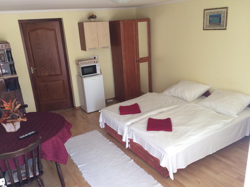 Szep Kert Vendeghaz Otel Szekszárd Dış mekan fotoğraf