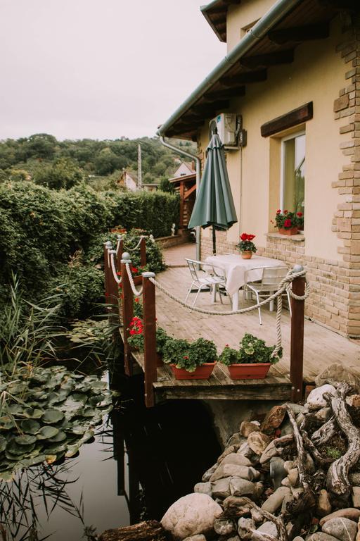 Szep Kert Vendeghaz Otel Szekszárd Dış mekan fotoğraf