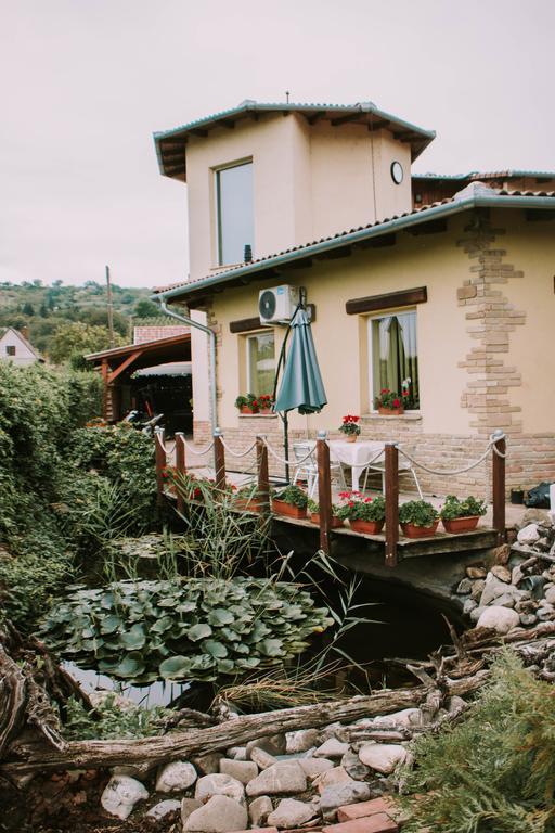Szep Kert Vendeghaz Otel Szekszárd Dış mekan fotoğraf