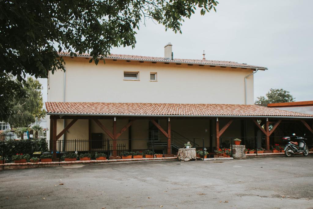 Szep Kert Vendeghaz Otel Szekszárd Dış mekan fotoğraf