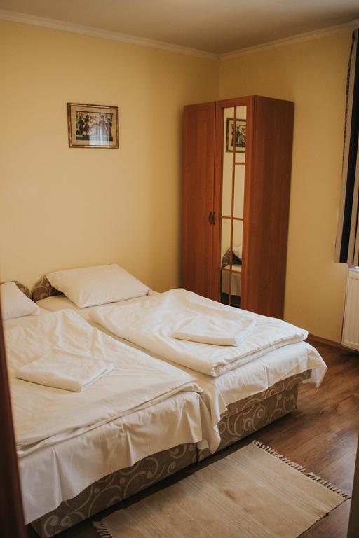 Szep Kert Vendeghaz Otel Szekszárd Dış mekan fotoğraf